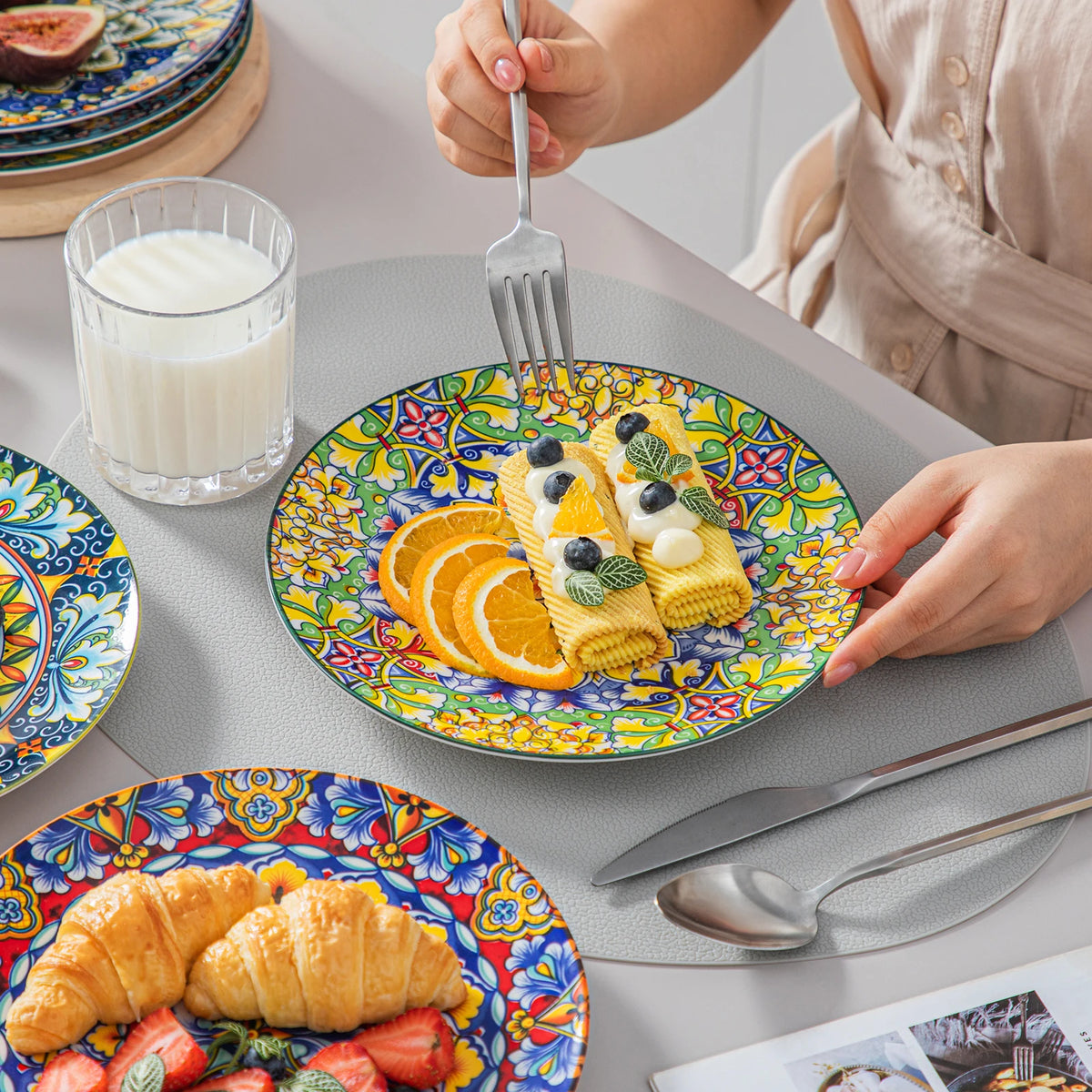 Vancasso Porcelain Dinner Plates Set Bohemian Floral Design